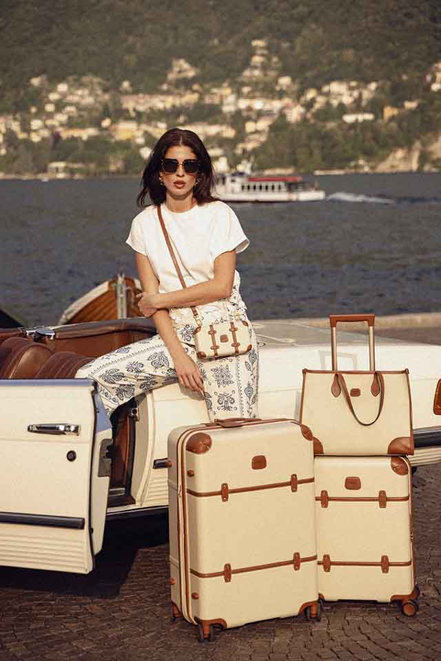 img-essentials-luggage